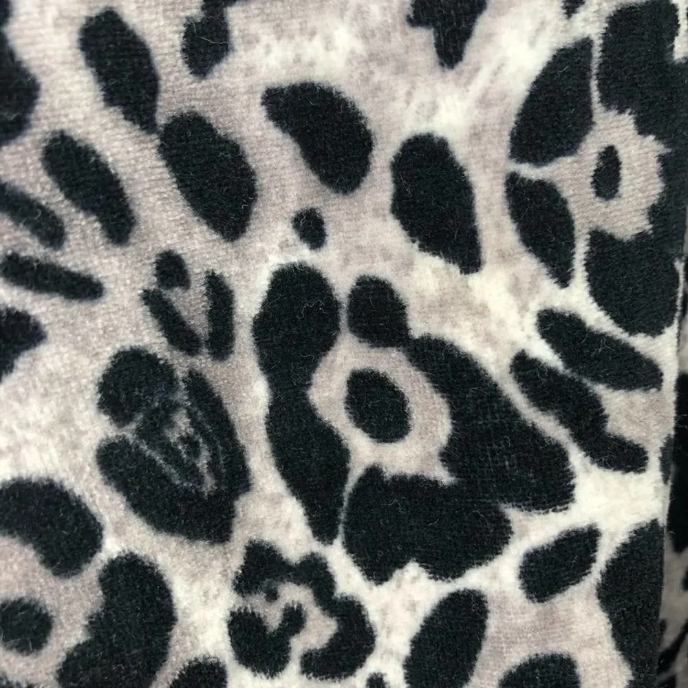 Jones New York Sport Gray Leopard Velvet Pullover - Picture 5 of 5